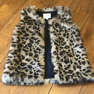 Gorgeous Leopard Print Fur Vest- size Girls Medium